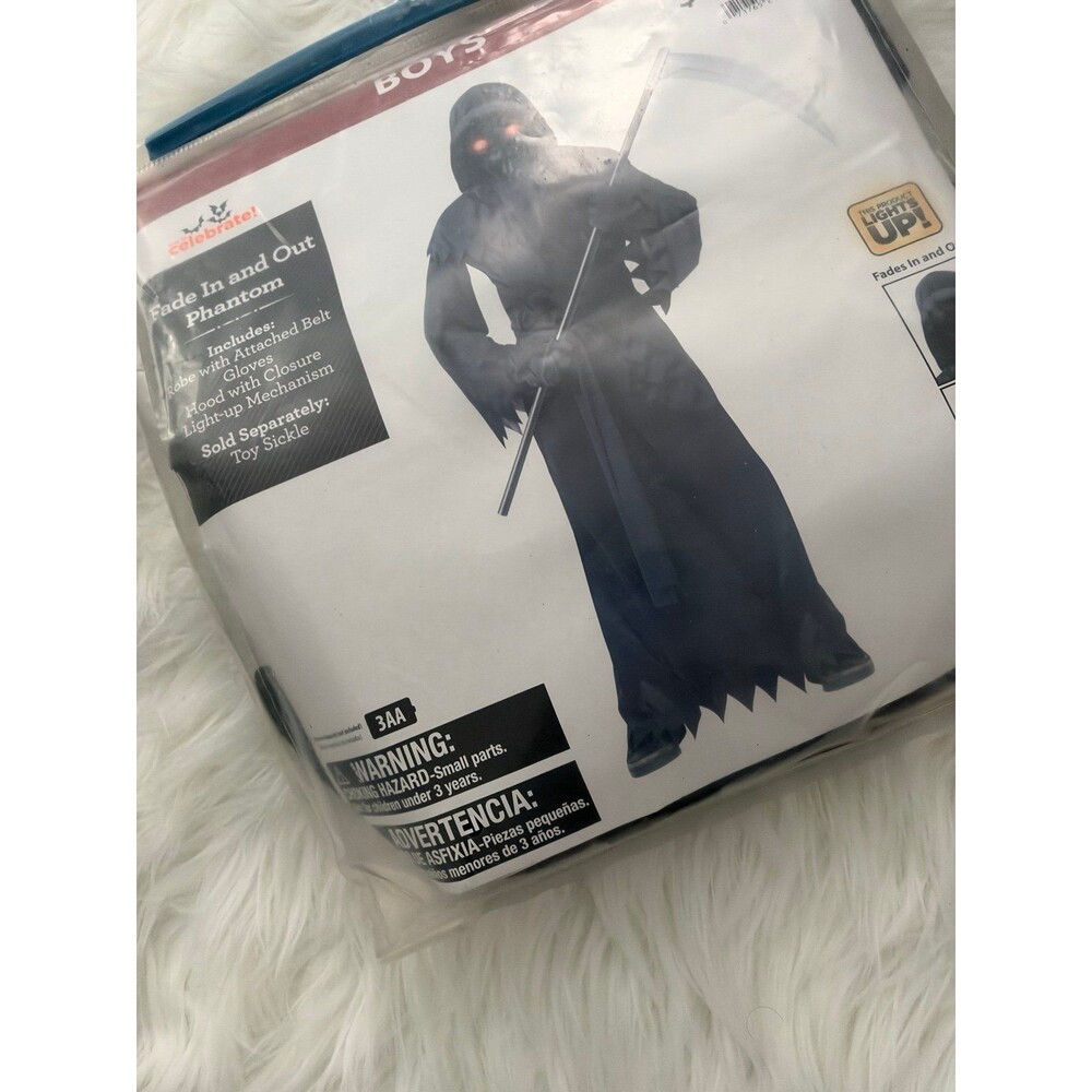 New Fade In and Out Phantom Costume for Boys Halloween costume size M 8 kids